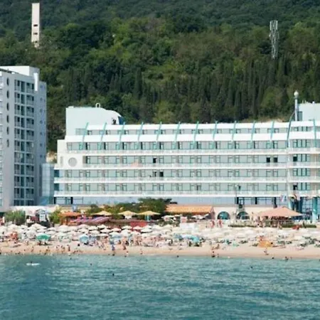 Berlin Golden Romance