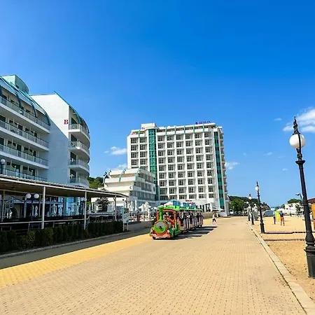 Апартамент Berlin Golden Romance